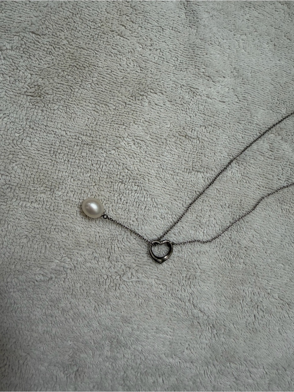 Sterling Silver Heart Lariat Necklace with Pearl Drop - White